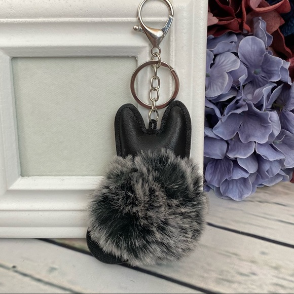 Black Kitty Cat with Grey Pom Pom Keychain - Picture 10 of 16